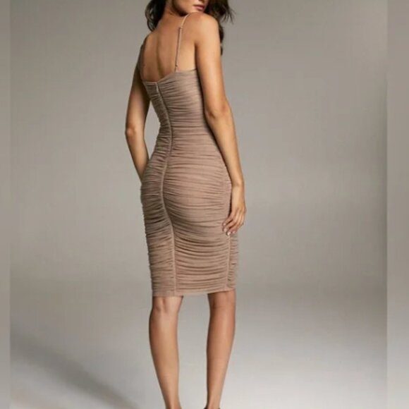 Babaton Romantic Mob Wife  Black dress size 6 - Picture 2 of 12